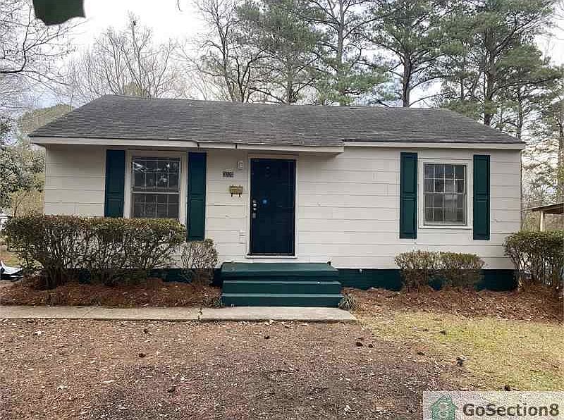 1st image of 3020 Greenwood Ave