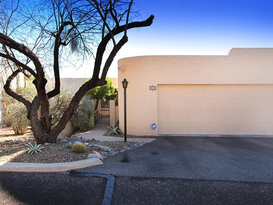 1st image of 5042 N Camino Del Lazo