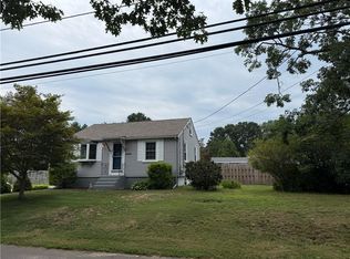8 Maple Root Rd, Coventry, RI 02816