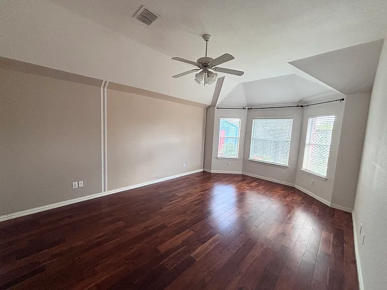 5628 Tribune Way — Photo 5