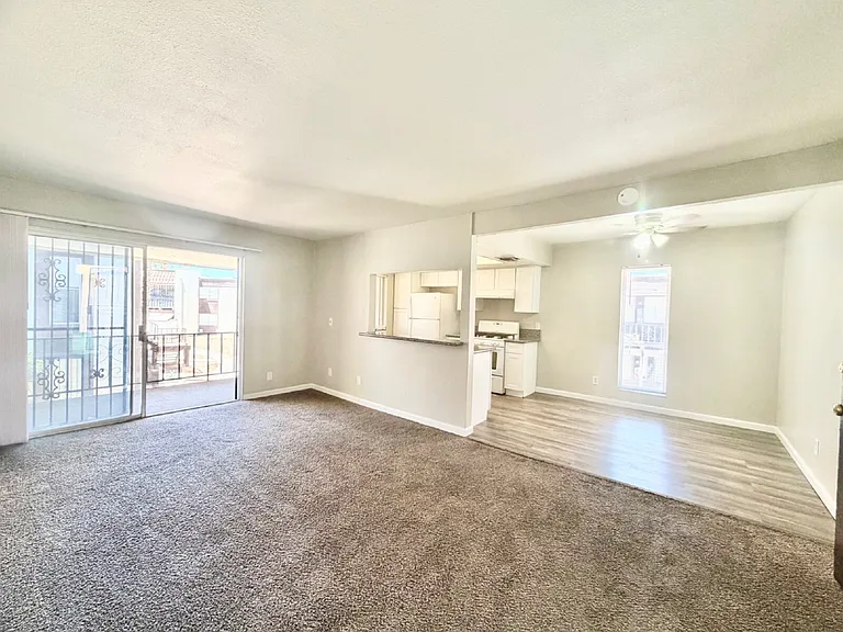 1405 Vegas Valley Dr #298 — Photo 4