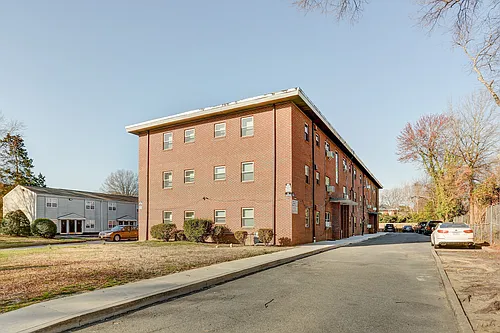 3916 Chamberlayne Ave #4A Photo 1
