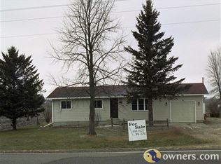 67196 180th St, Alden, MN 56009