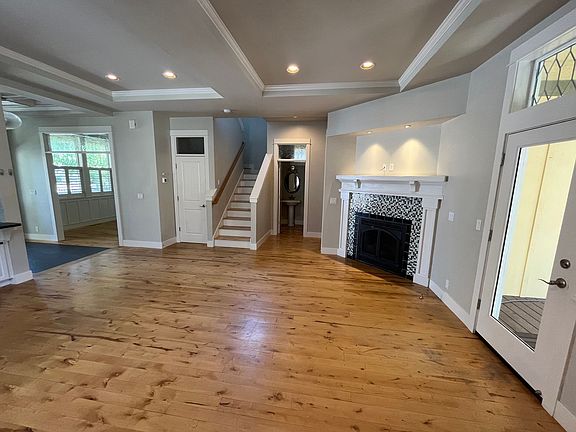4th image of 2473 NW Sacagawea Ln