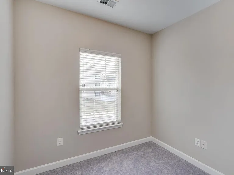9684 Atterbury Ln — Photo 31