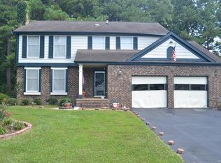 9632 Benbow Rd, North Chesterfield, VA 23235