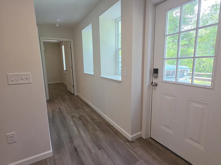 325 Brenda Dr #A — Photo 3