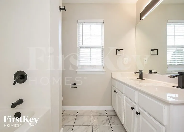4531 Wayland Ct — Photo 13