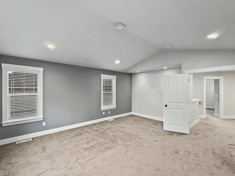 7615 Applegate Dr — Photo 17