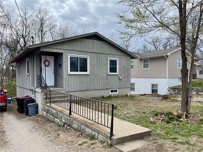 112 W Russell Ave, Warrensburg, MO, 64093