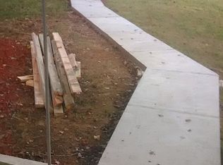 5201 Waller Rd, Pfafftown, NC 27040