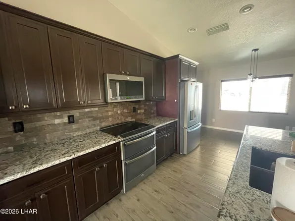 3025 Daytona Ave, Lake Havasu City, AZ 86403