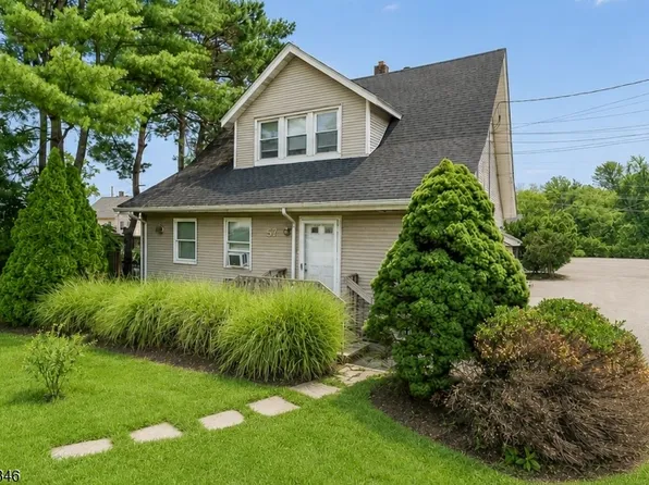 57 River Rd Floor 2, Chatham, NJ 07928