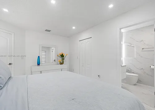 8842 SW 215th Ln Photo 1