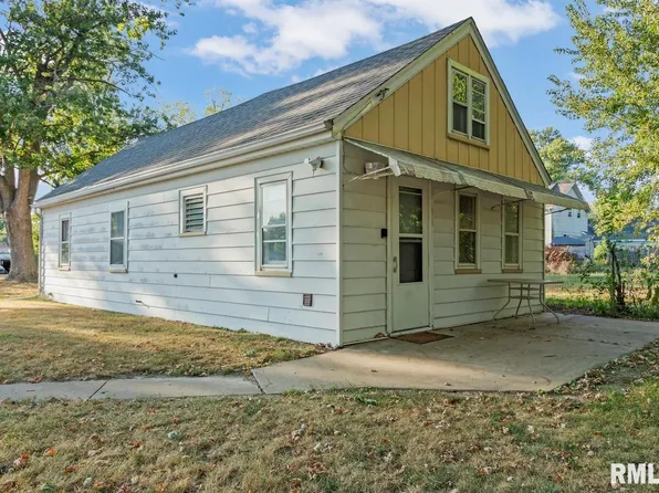 4208 S Lafayette Ave, Bartonville, IL 61607