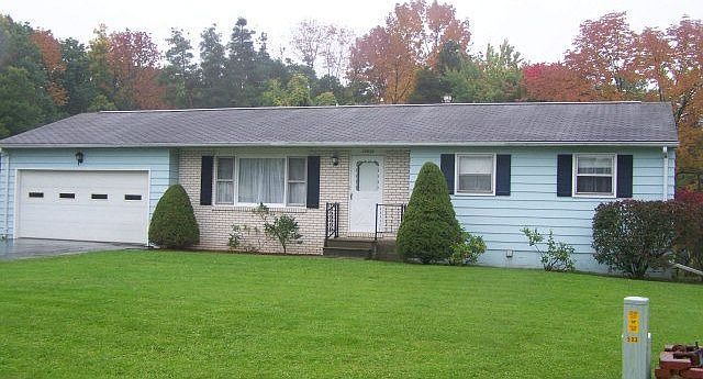 1st image of 12838 Raymond Dr