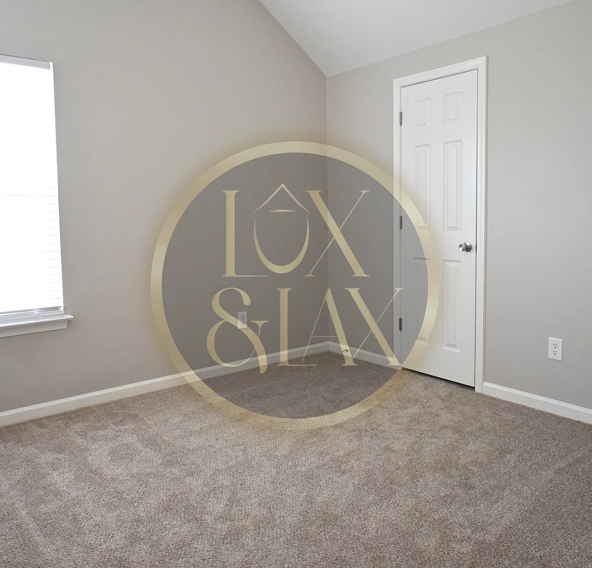 Bedroom (Angle 1)