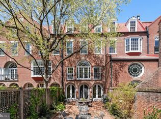 3224 Volta Pl NW, Washington, DC 20007