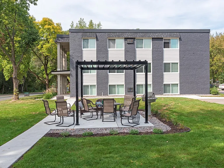 1212 Crosstown Blvd — Photo 16