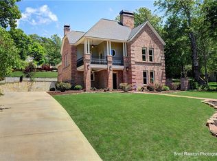 144 N Fletcher Ave, Fayetteville, AR 72701