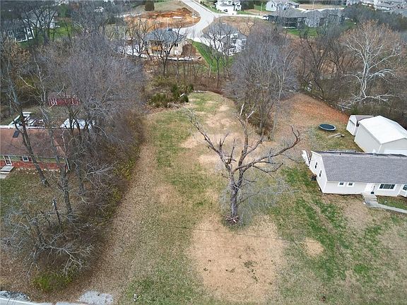 4th image of 4924 NW Linden Rd