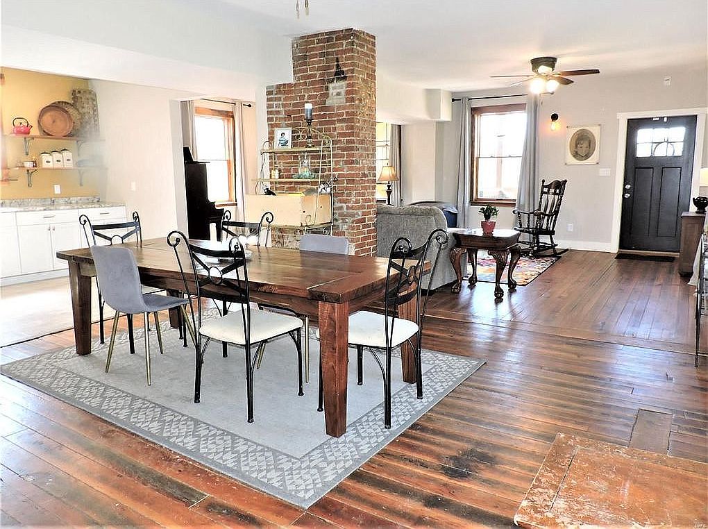 8850 Old Morse Mill Spur, Hillsboro, MO 63050 Zillow