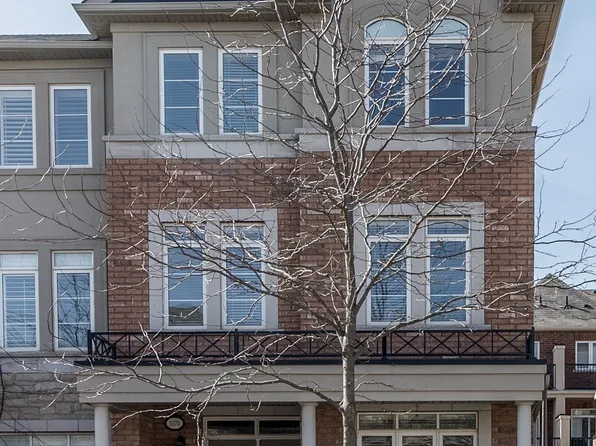 3070 Eberly Woods Dr, Oakville, ON L6M 0T5