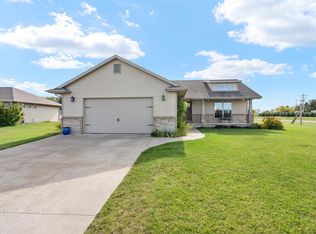 543 Harvest Hill Dr, Denmark, WI 54208