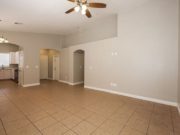 3rd image of 1536 Knoll Heights Ct