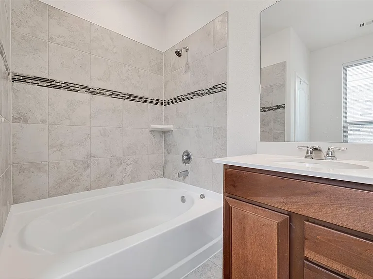 25611 Reign Wayman Ct — Photo 40