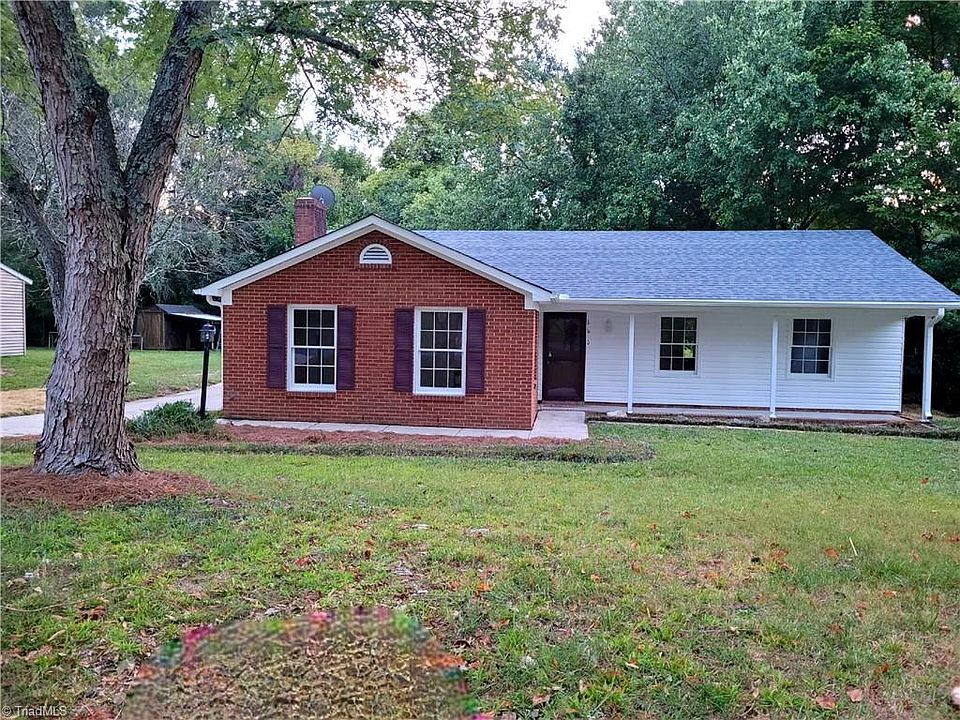 2nd image of 2608 Lamroc Rd