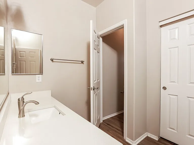 476 E Placita Rejilla — Photo 13