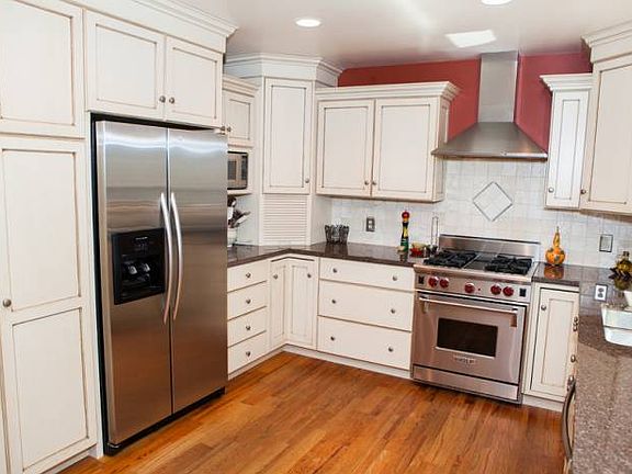 5th image of 2450 Randall Ave NW