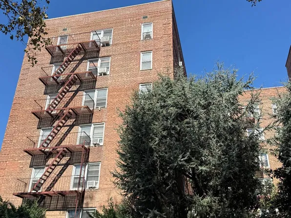 134-33 Blossom Ave APT 4A, Flushing, NY 11355
