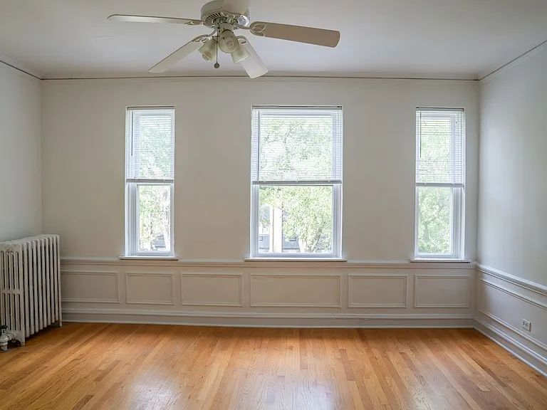 4545 N Beacon — Photo 4