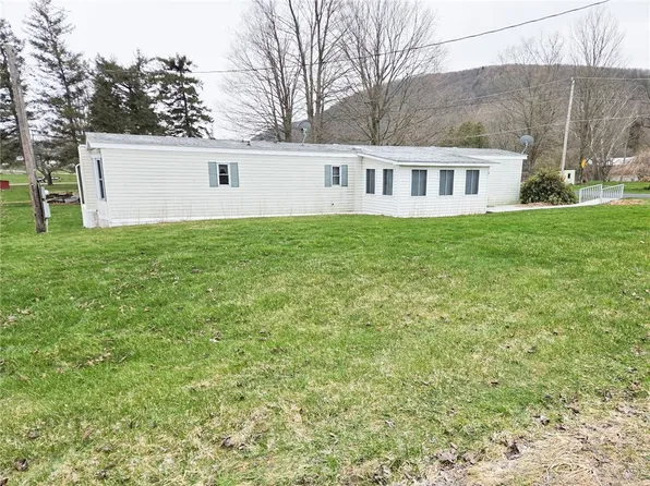 2 McKay St, Atlanta, NY 14808