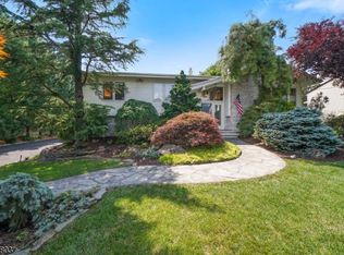 54 Wanamaker Ave, Waldwick, NJ 07463