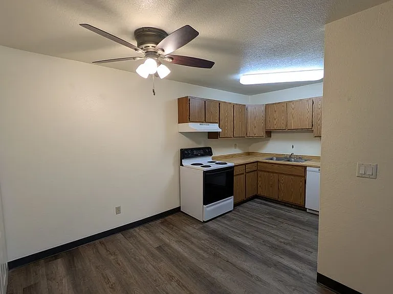 Fox River Bluff — Photo 40