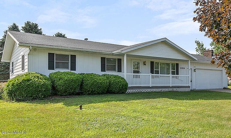 1st image of 2084 Fawn Ave