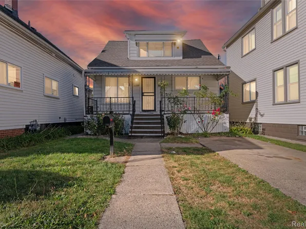 11399 Lumpkin St, Hamtramck, MI 48212