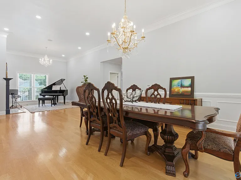 2704 Hampton Cove Way SE — Photo 17