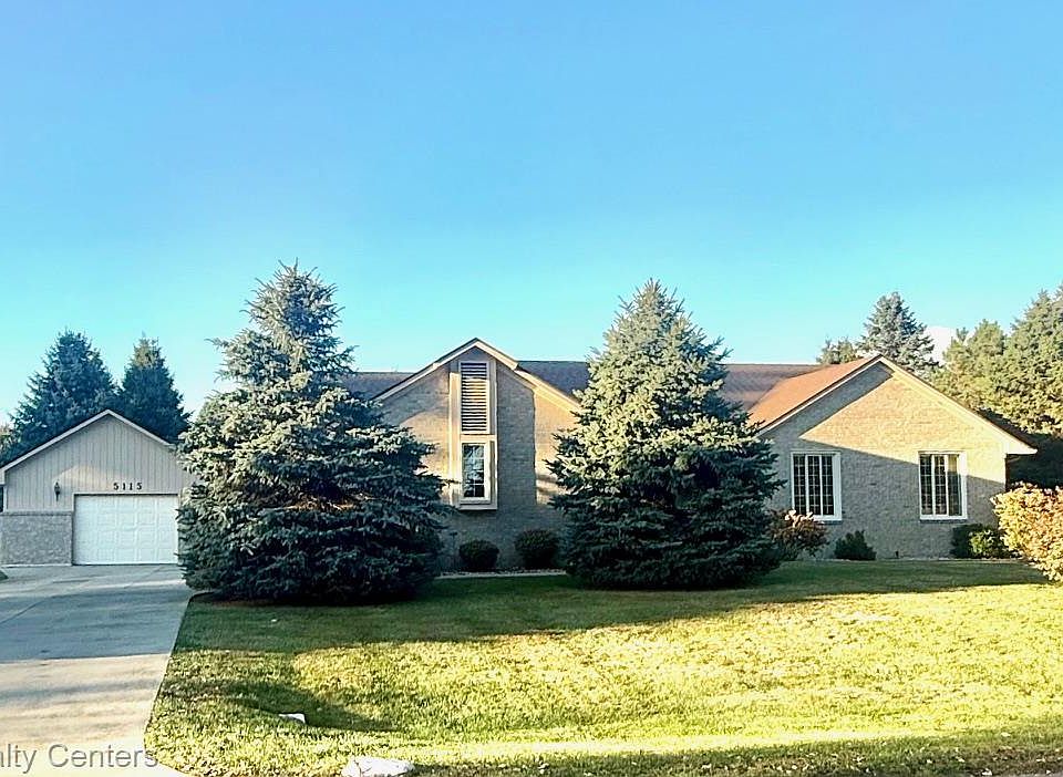 1st image of 5115 Driftwood Dr