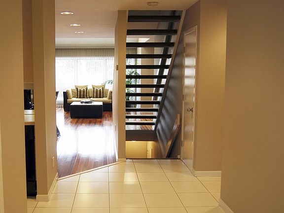 5th image of 302 Barringer Ct #302