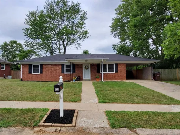 127 Hillcrest Dr, Nicholasville, KY 40356