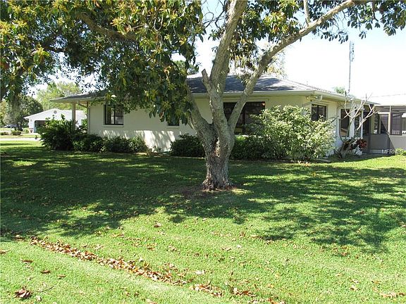 4th image of 1000 Oleander St