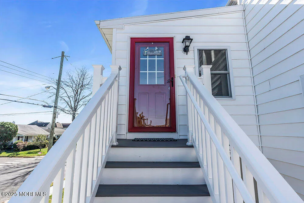 4 bed, 2220 sqft, $5,000 — Photo 3