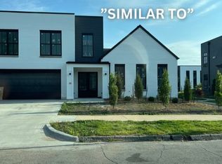 406 Broadway St, Pella, IA 50219
