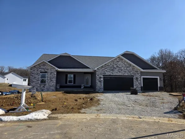 701 Sturbridge Trl, O'Fallon, IL 62269