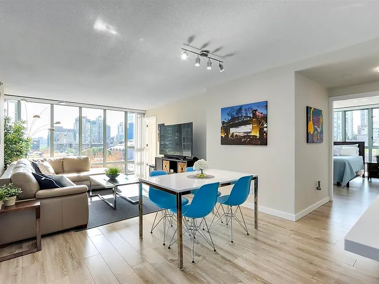 950 Cambie St #804 — Photo 3