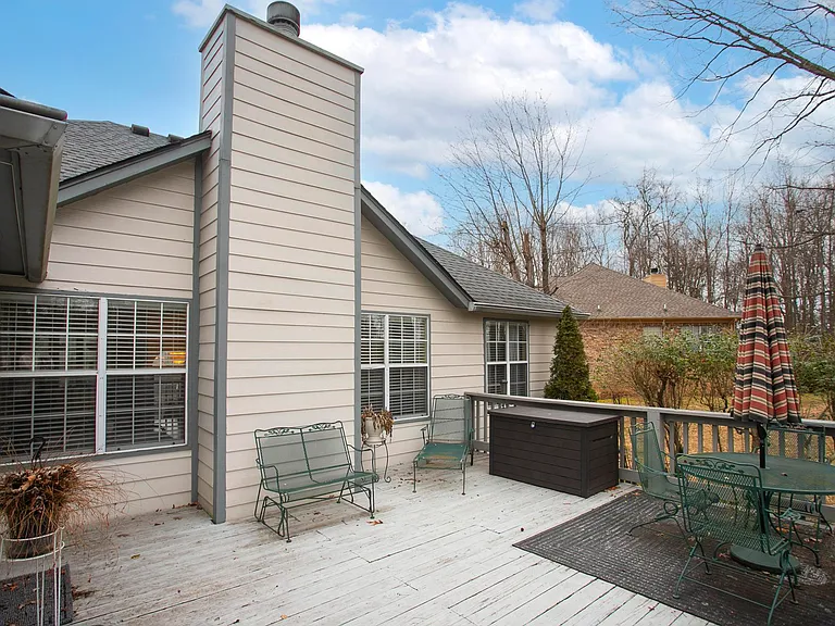 1508 Clover Ct — Photo 44